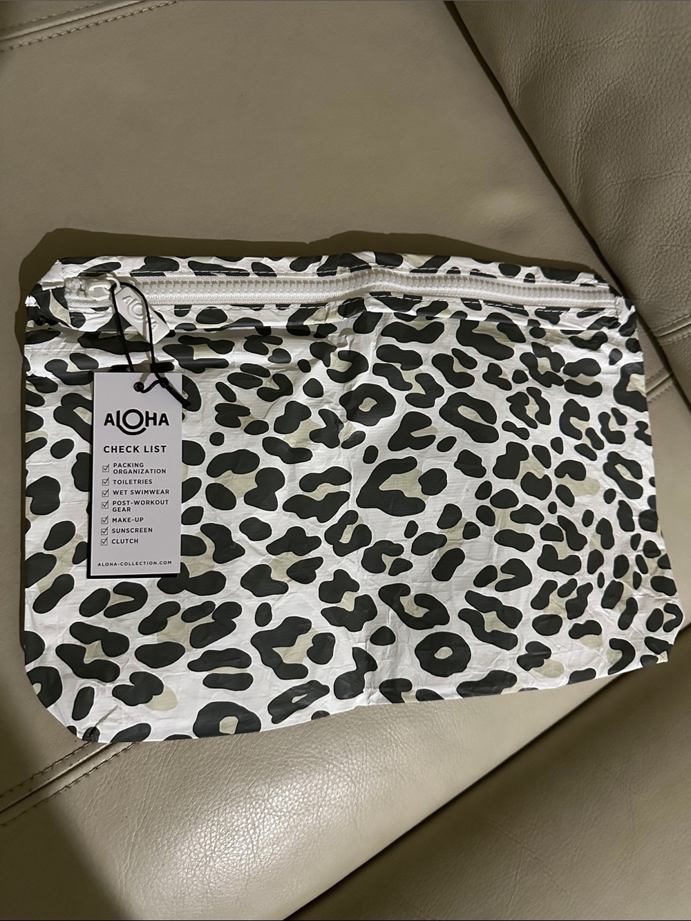 ALOHA Collection White and Black Leopard Print Clutch